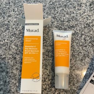 Murad - Essential-C Day Moisture Broad Spectrum 30 SPF